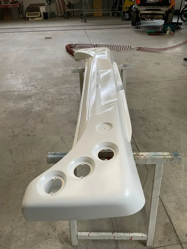 Riparazione plastiche